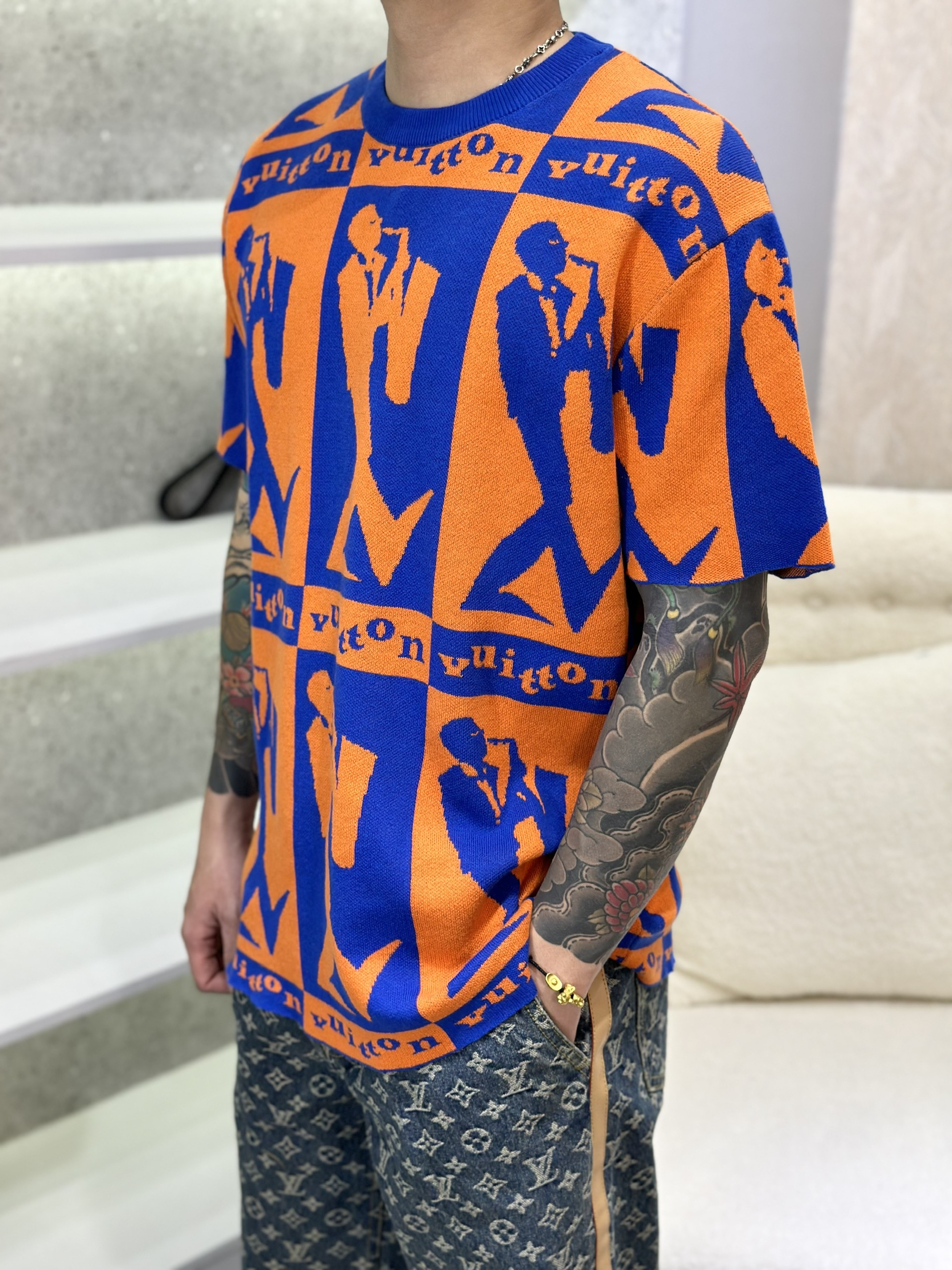 Áo phông T-shirt len Louis Vuitton LV Cam phối Xanh họa tiết người thổi kèn Like Auth on web VTN